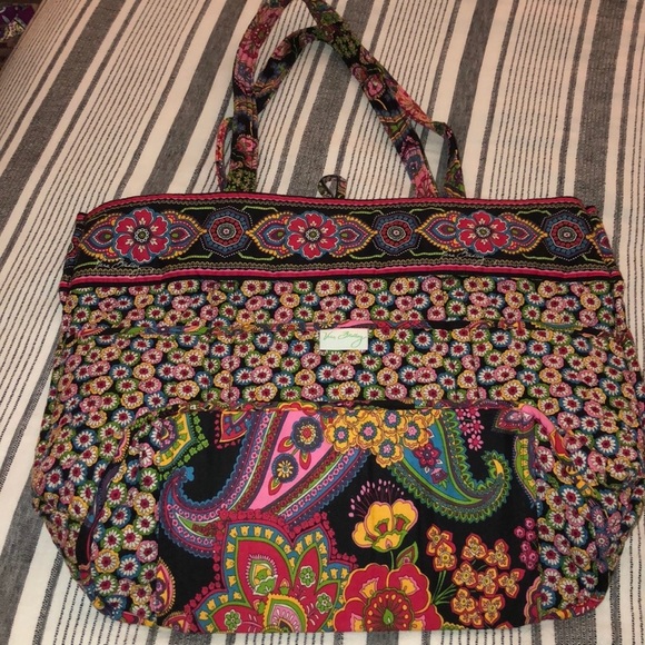 Large gently used Vera Bradley Symphony n Hue Tote - Picture 1 of 2